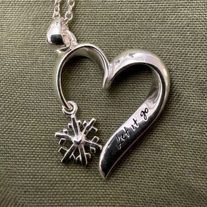 Disney brand frozen necklace